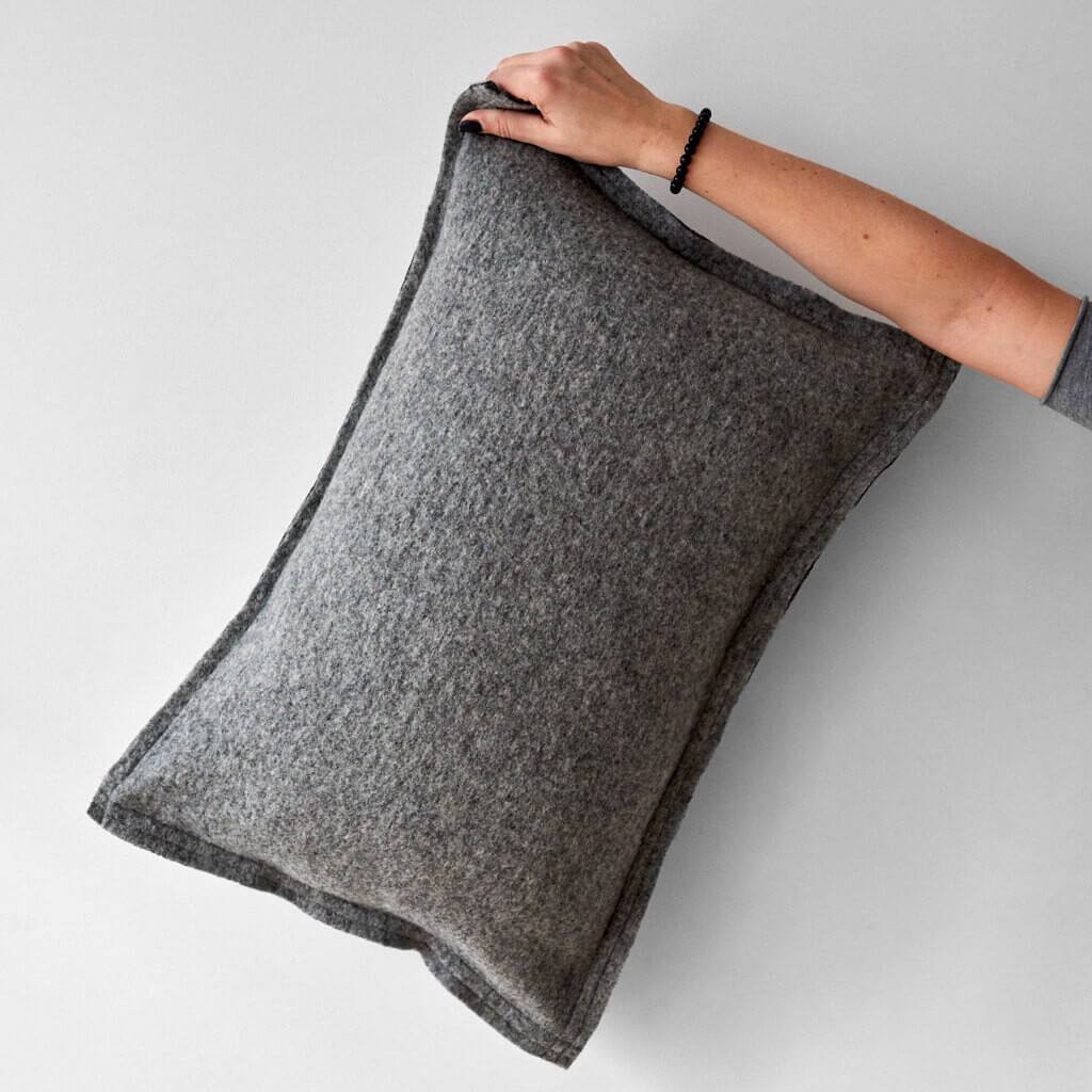 WELL CUSHION COVER Grey