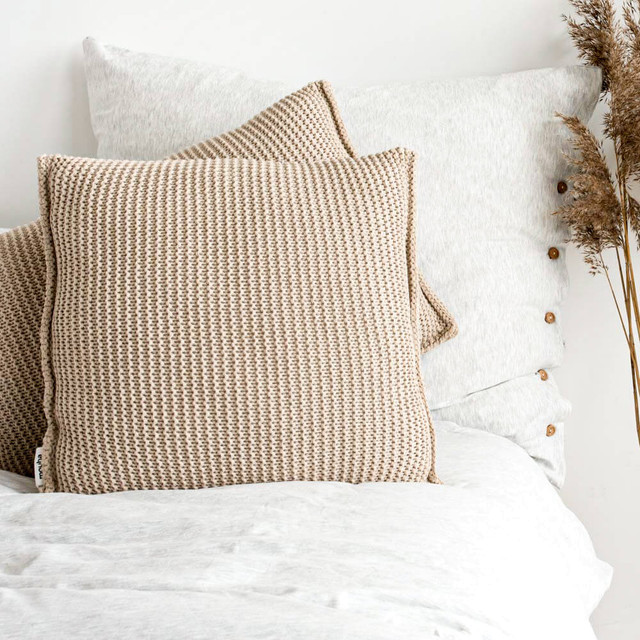 CALM MOMENT CUSHION COVER Straw